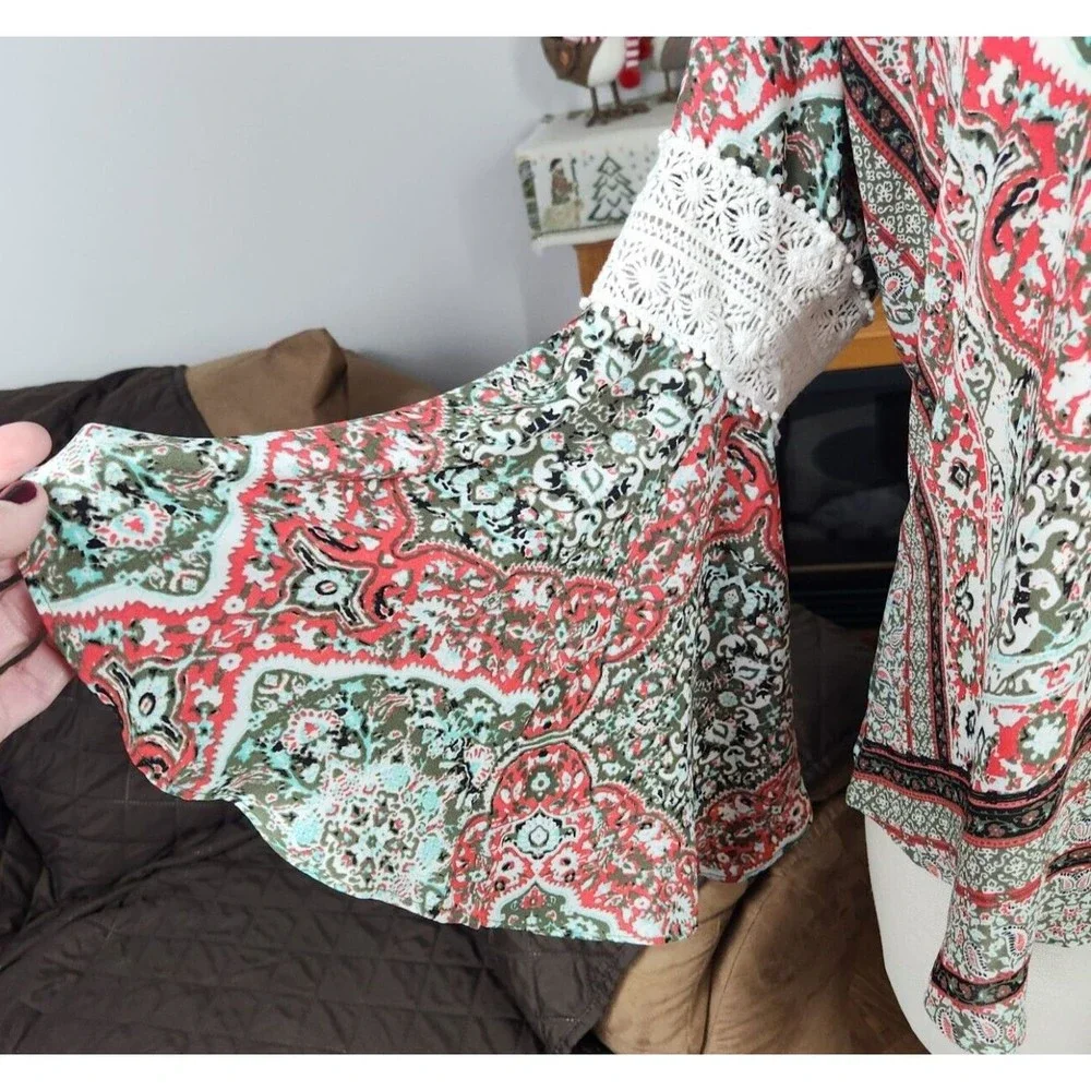 Three Hearts Boho Paisley Style Flared Sleeve Tunic Top L - Picture 3 of 4
